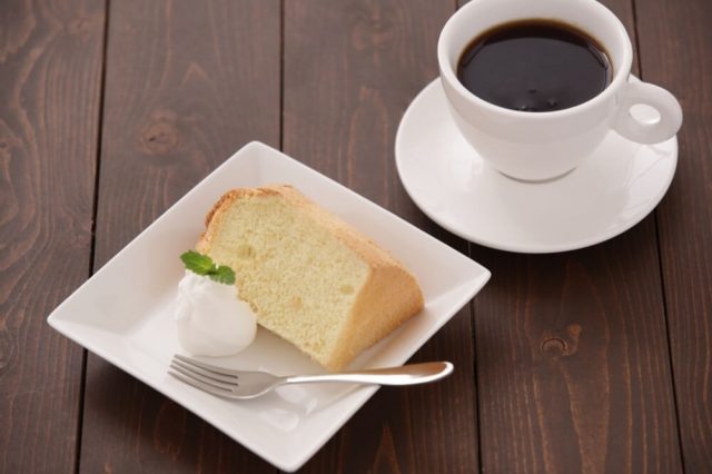 チョコとコーヒーをおともに漫画を読もう。一話を味わうためのとっておきのアイテムができました！『宇宙兄弟』公式サイト