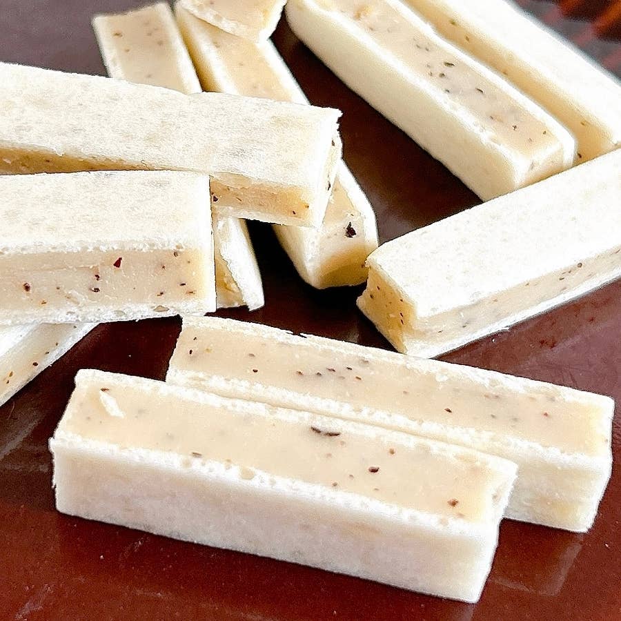 セブン 138円の「パリパリおつまみ」酒のお供にぴったり！いわしの香ばしさがクセになる！ 実食レビュー