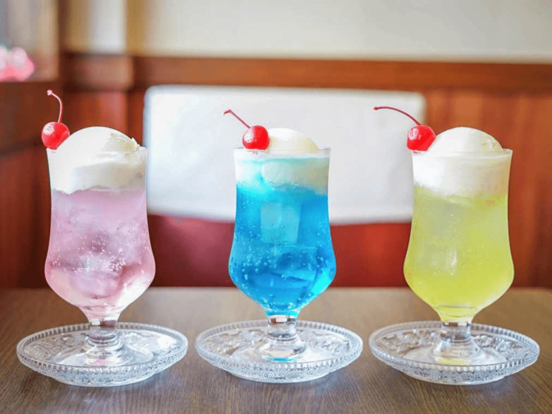 クリームソーダ 透明 イラスト リアル184168927- イメージマート