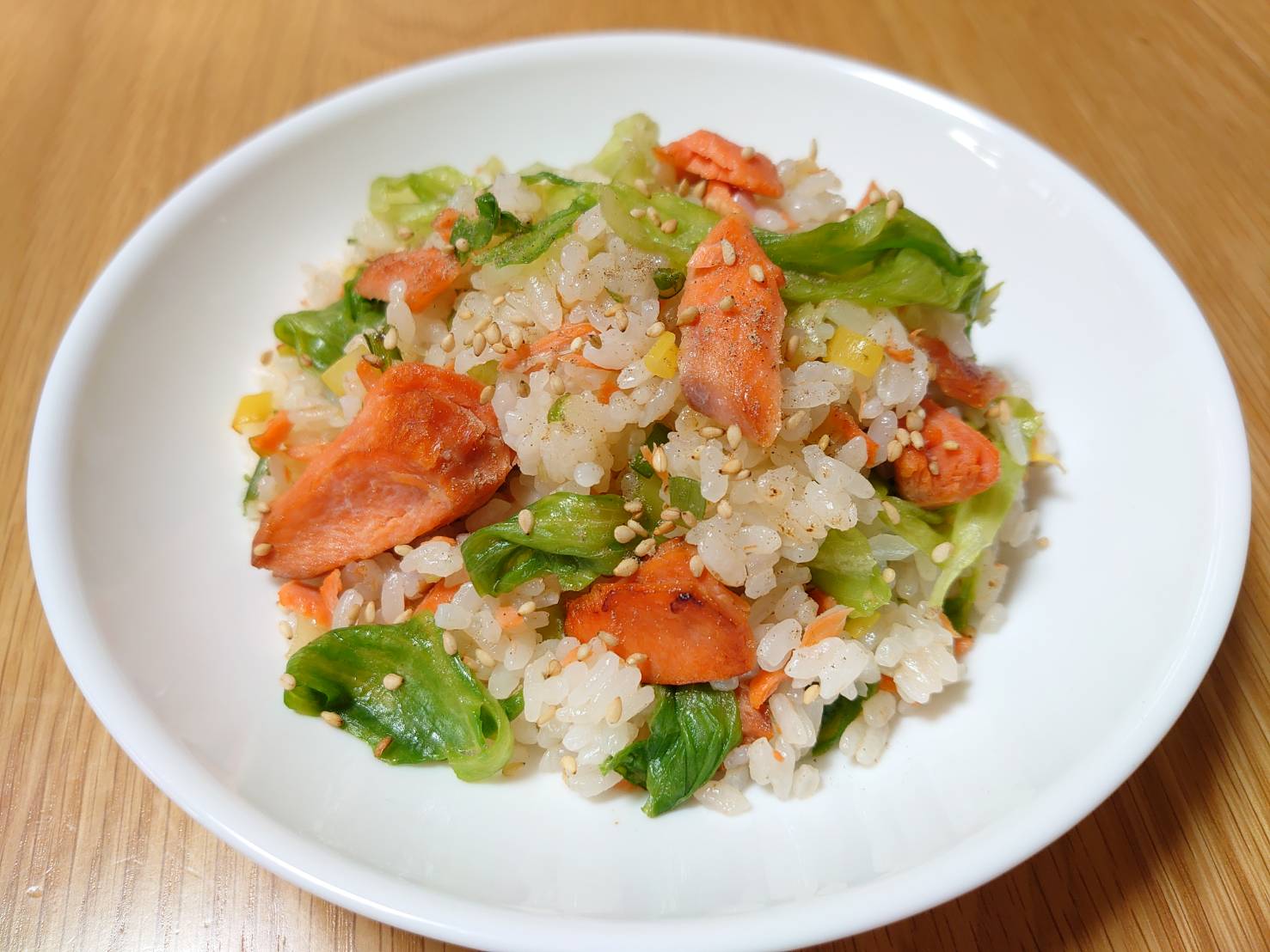 鮭とレタスのチャーハンレシピ素材力だし®