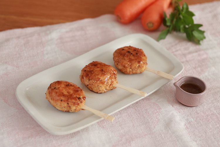 やわらかくてジューシー！鶏団子の作り方。幅広い料理に大活躍