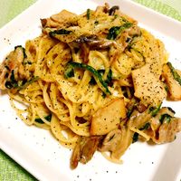 ほどよい酸味♪ 豚肉とほうれん草のトマトパスタ