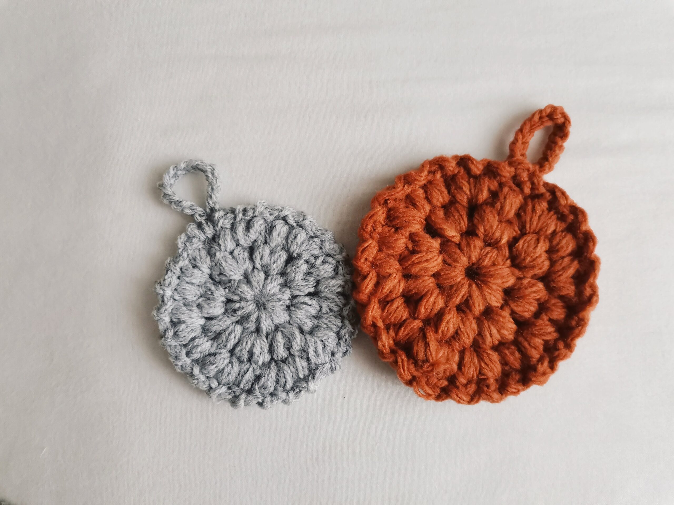 アクリルたわし お花の編み方 2021年ホタルアミキッズのかぎ針編み作品♪