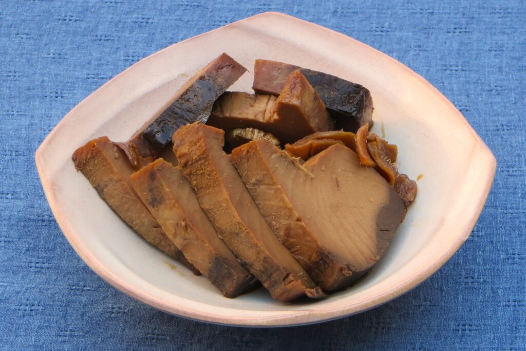 とんぼなまり節と焼き豆腐と葱の煮付け - one table