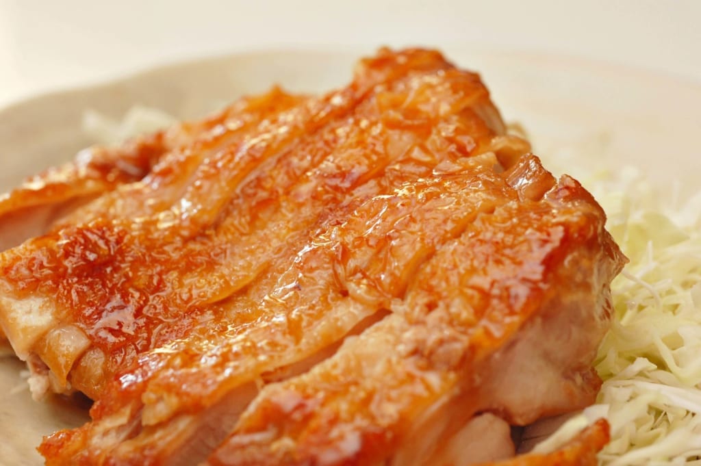 しっとり柔らかく！鶏むね肉の香味ソテーのレシピ 作り方：白ごはん.com