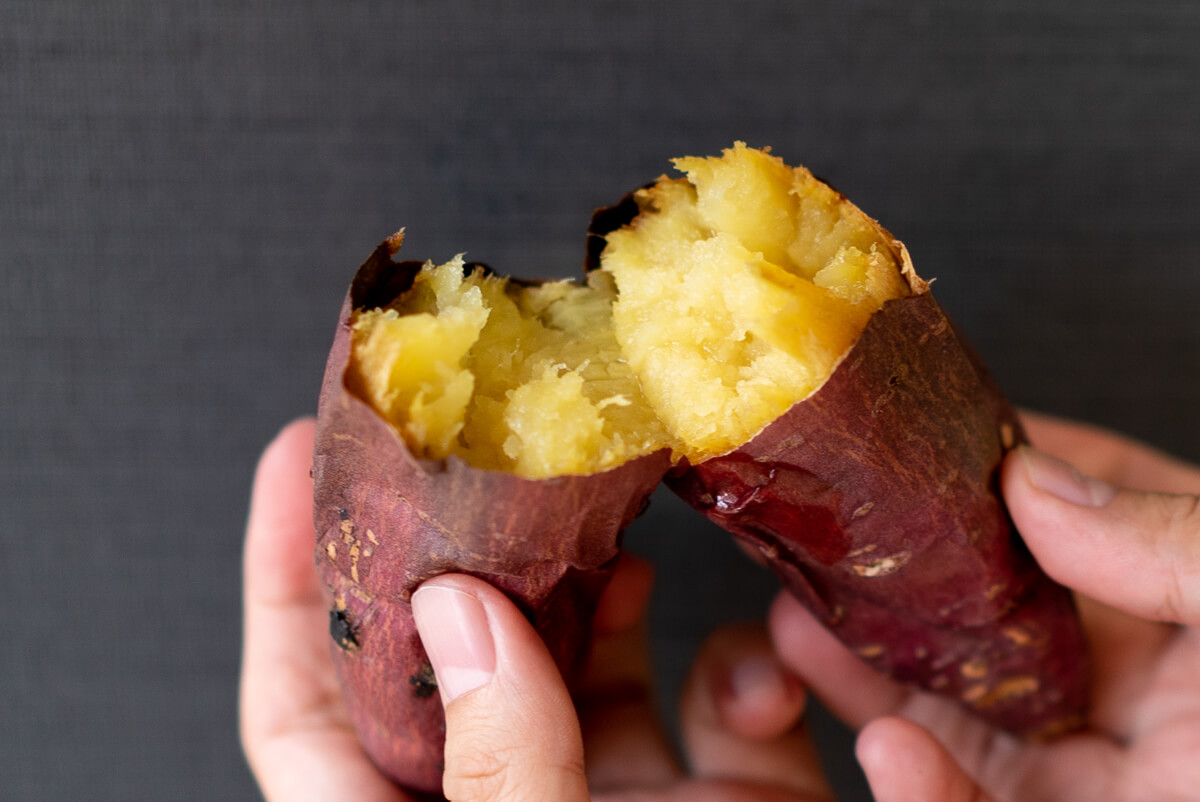 楽天市場 スチームオーブントースター 焼き芋 トースター Grille グリーユ やきいも ヤキイモ さつまいも サツマイモ 王道の焼き芋 魅惑の蜜芋焼き分け 簡単 オート ホクホク ほくほく ネットリ ねっとり パン 冷凍パン 厚切り フランスパン クロワッサン もちもち