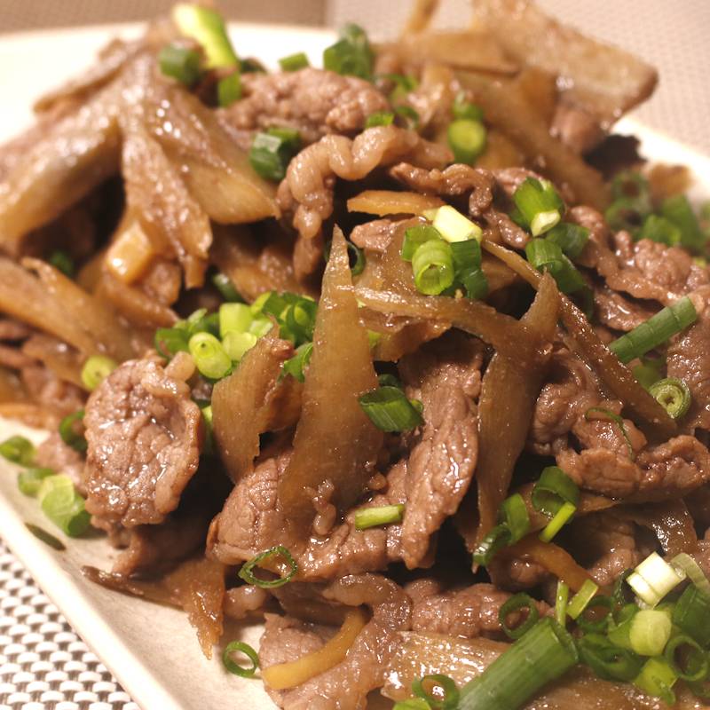 かんたん韓国おかず 02：味つけは醤油でシンプルに。ボリュームたっぷり「ごぼうと牛肉のチャプチェ」 - 北欧、暮らしの道具店