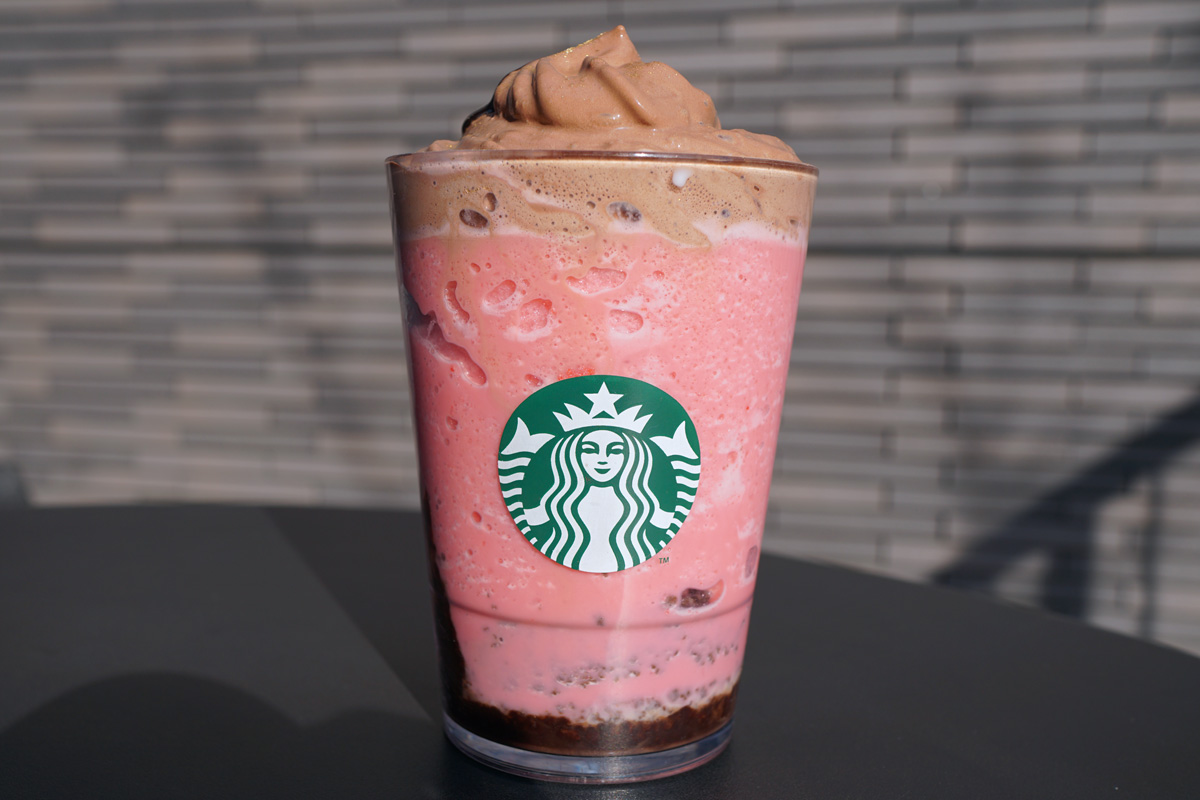 全国のスターバックスで初めてスイカフレーバーのフラペチーノ®が登場！スイカをガブリとまるかじりしたようなみずみずしい甘さが弾ける『GABURI スイカフラペチーノ®』を8月9日 水 より発売スターバックス コーヒー ジャパン
