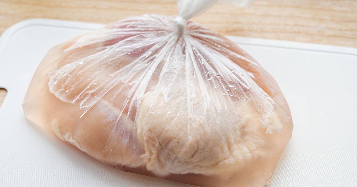 鶏むね肉が箸でスッと割ける⁉魔法の液体「ブライン液」に漬けると超絶柔らかくなるらしい実証実験『あたらしい日日』こんな時代のニューノーマルな暮らし方。食と農、生活情報をお届けします