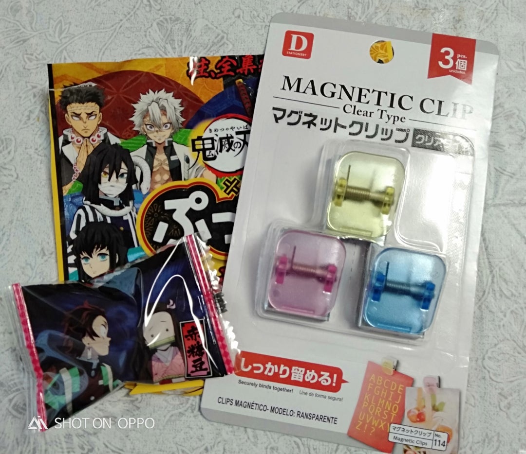 お菓子の袋 マグネットTikTok