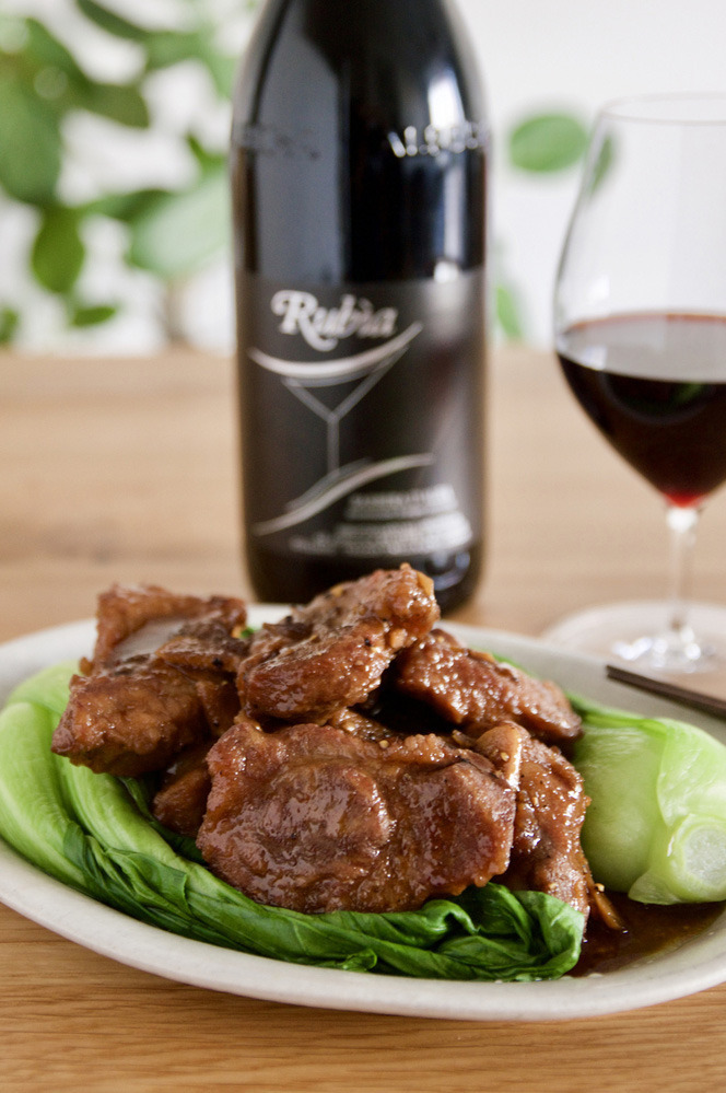 鶏肉に合うワインはこれだ！ソムリエが教えるおすすめ５選 - メローネ