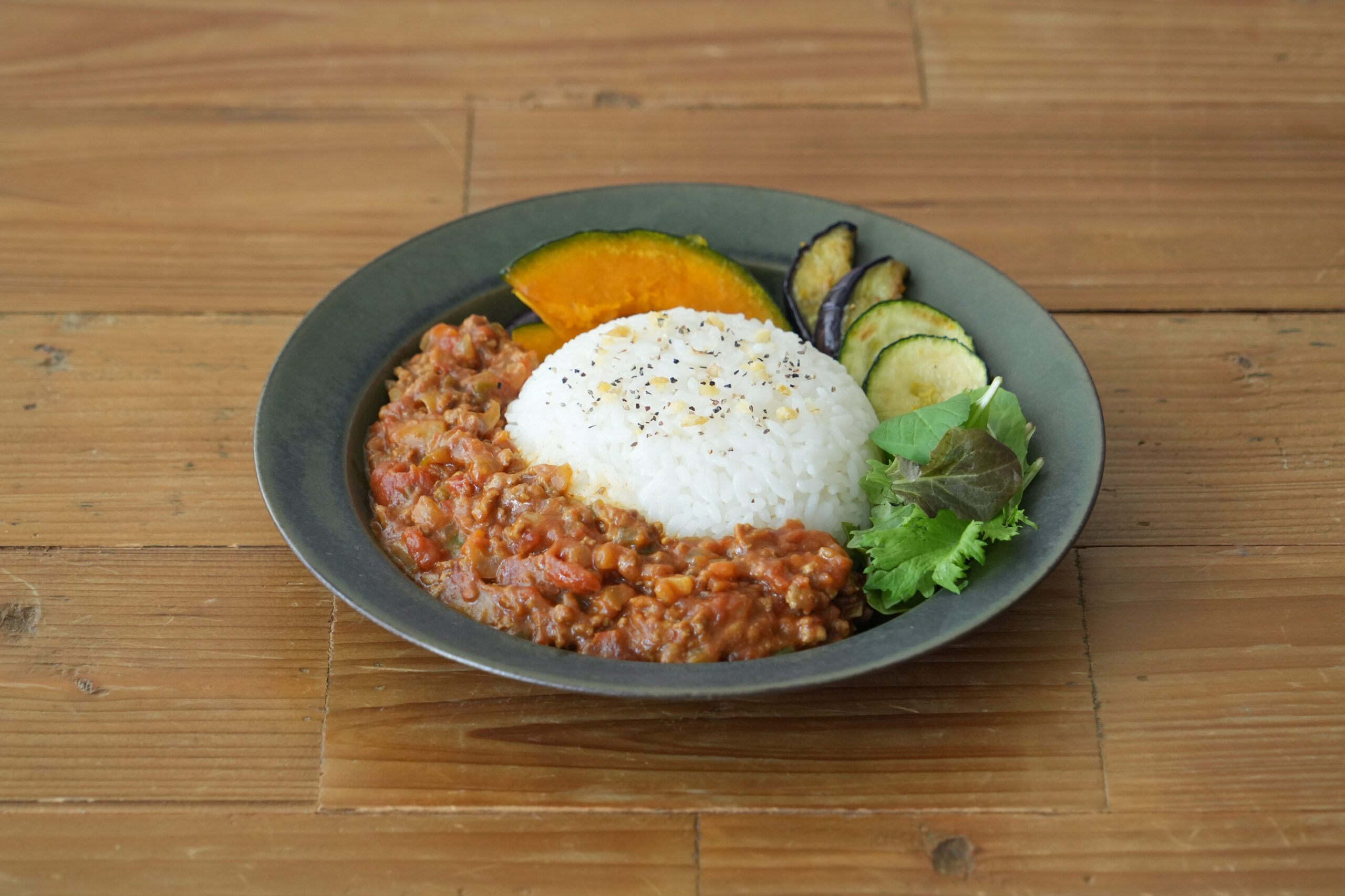 おすすめ料理「玉ねぎたっぷりキーマカレー」レシピご紹介 Nodera編スマホ ハイカジゲームスタジオEUREKA STUDIO無料ゲーム スマホ ハイカジゲームスタジオエウレカスタジオ