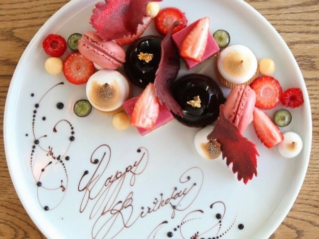 フランス料理デザートモンプチシェフ mon petit chef