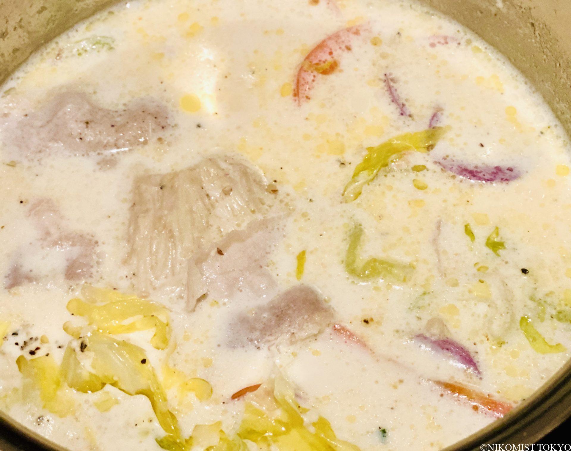 ほっこり★牛乳と味噌の中華風スープ