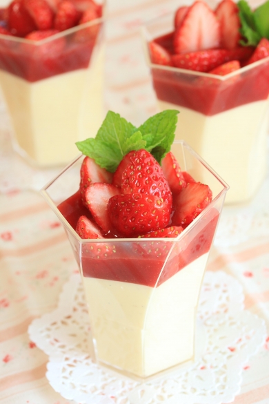 野菜を味わうレシピいちごのババロア＆ゼリー有機野菜のぶどうの木