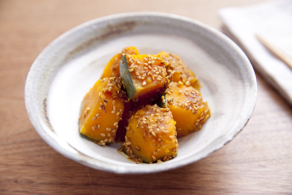 フライパンで簡単！鶏肉とマッシュルームのアヒージョ風レシピ・作り方ネスレ日本 製品情報サイト