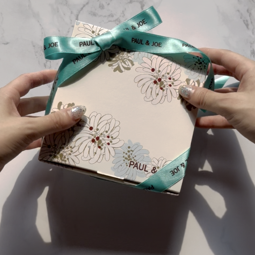 プレゼントのラッピングに映えるゴージャスなリボンの結び方 いろいろInterior Design Box 海外の使えるインテリア術