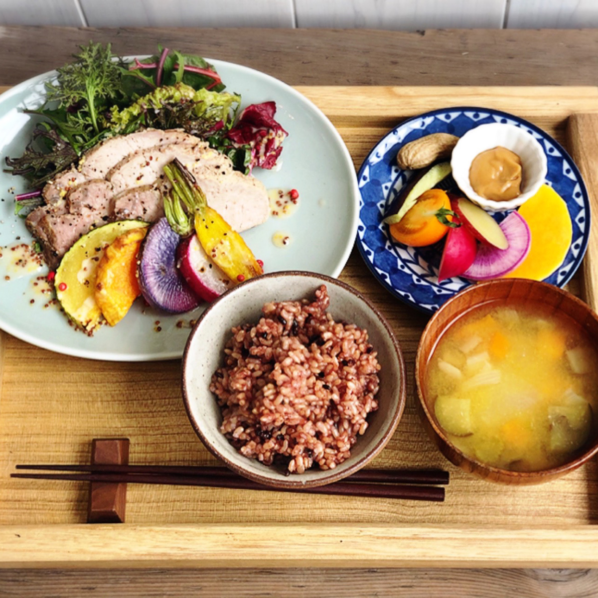 京急逗子葉山駅徒歩1分の欧風料理 月さん 今日はランチでお邪魔しました。安定の美味しさと、素晴らしいコストパフォーマンス！初めてカレーを頂きましたが、コクがあり深みのある味わい、後から来る辛味がクセになります。Facebook