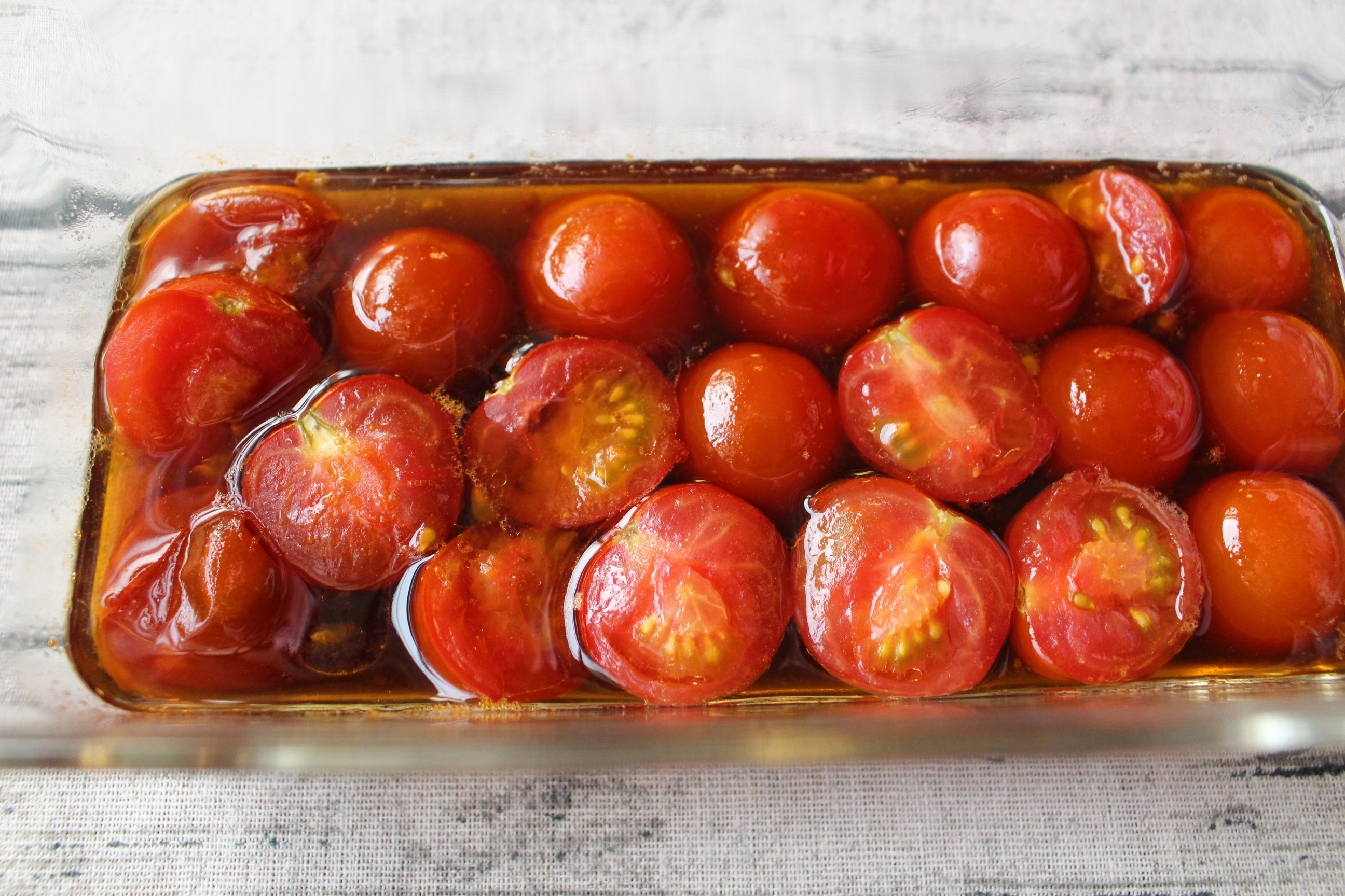 そのまま漬けるだけ♪ まるごとトマトのめんつゆ漬け