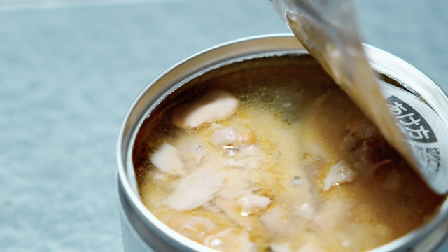 キャンプには缶詰を持っていこう！缶詰でお手軽アウトドア飯①ウクライナのBBQ缶でアレンジ料理