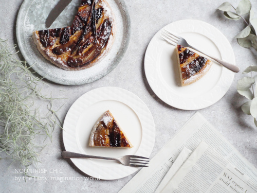 truesea_herbs のくみちゃんにアップルバナナをいただいたので、嬉しくてアップルバナナのアップサイドダウンケーキ。キャラメルとペカンナッツ、甘酸っぱいアップルバナナがすごくマッチしてました。 今度持ってくね〜。 ありがとう〜。しずく沖縄焼き菓子アップ