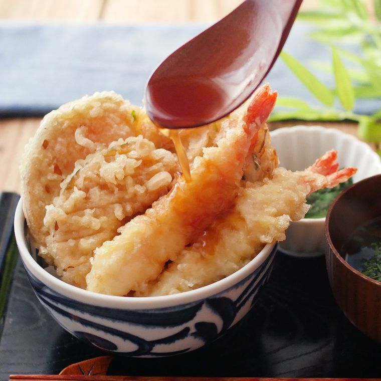 郊外展開ローカル激安天丼チェーン「天丼・天ぷら本舗 さん天 深江南店」大阪市東成区深江南 - タベノミ