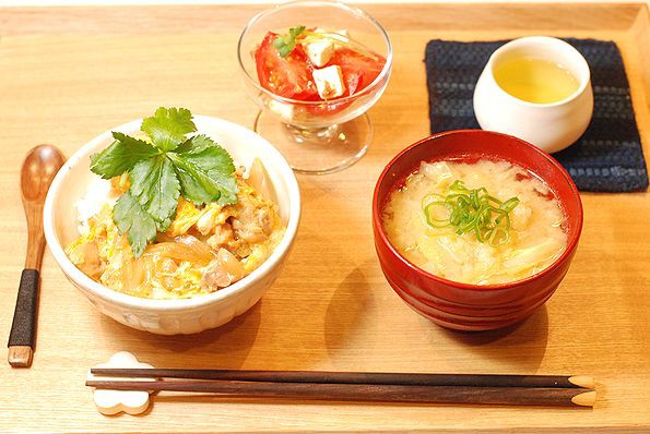 冷えた身体に染みわたる！レンジで簡単「豆乳スンドゥブスープ」