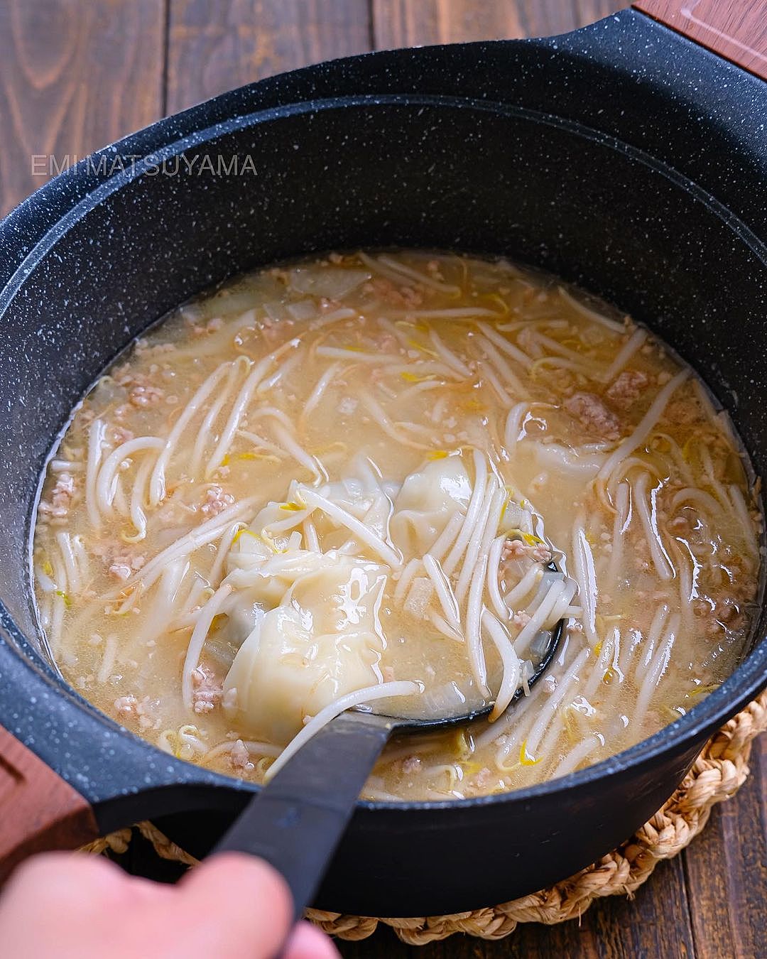 みそワンタンスープ