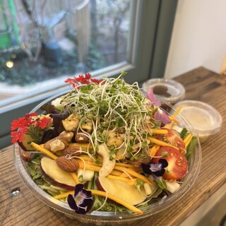 FARMER'S TABLE MOTHER」ラ チッタデッラ店体験レポート新鮮野菜とこだわり素材の美味しさを堪能