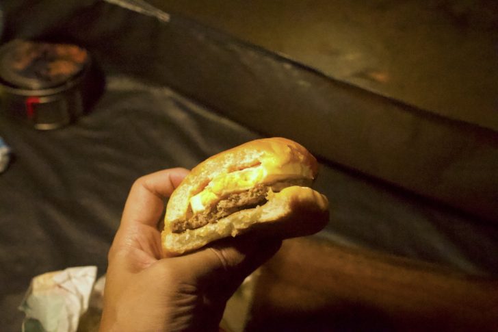 3分で揚げたて食感！マックのポテトをカリッと復活させる簡単テク - macaroni