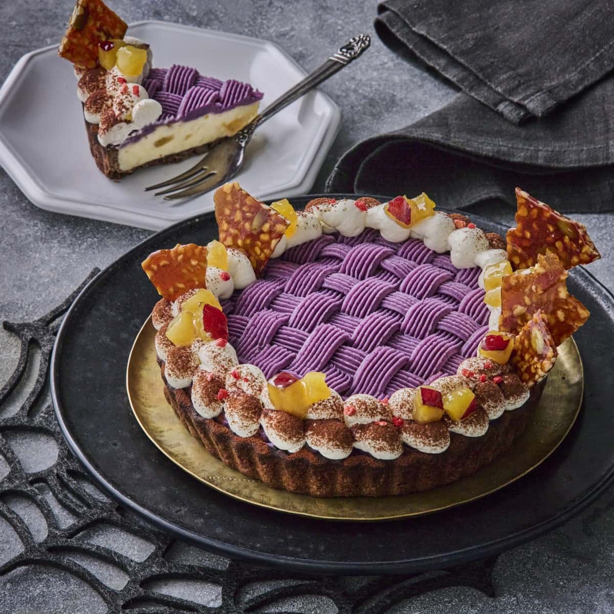 紫芋クリームのカップケーキ