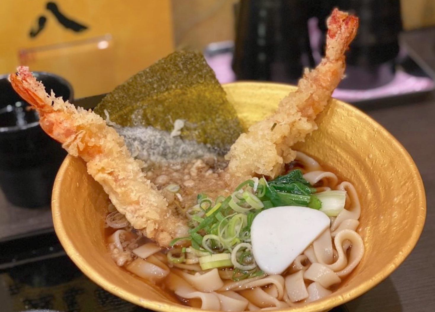 名古屋駅で味わう名古屋名物きしめんや天むすが味わえる人気店！驛釜きしめん