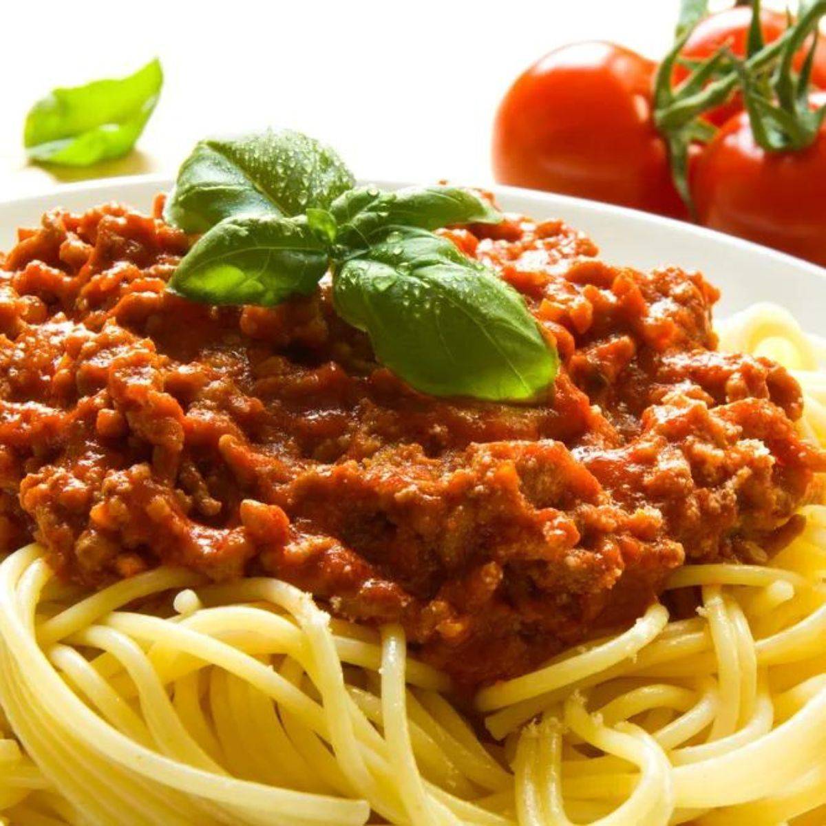 ミートソースパスタの献立子どもも大好き！ミートソースパスタに合うスープやサラダの人気レシピHugKum はぐくむ