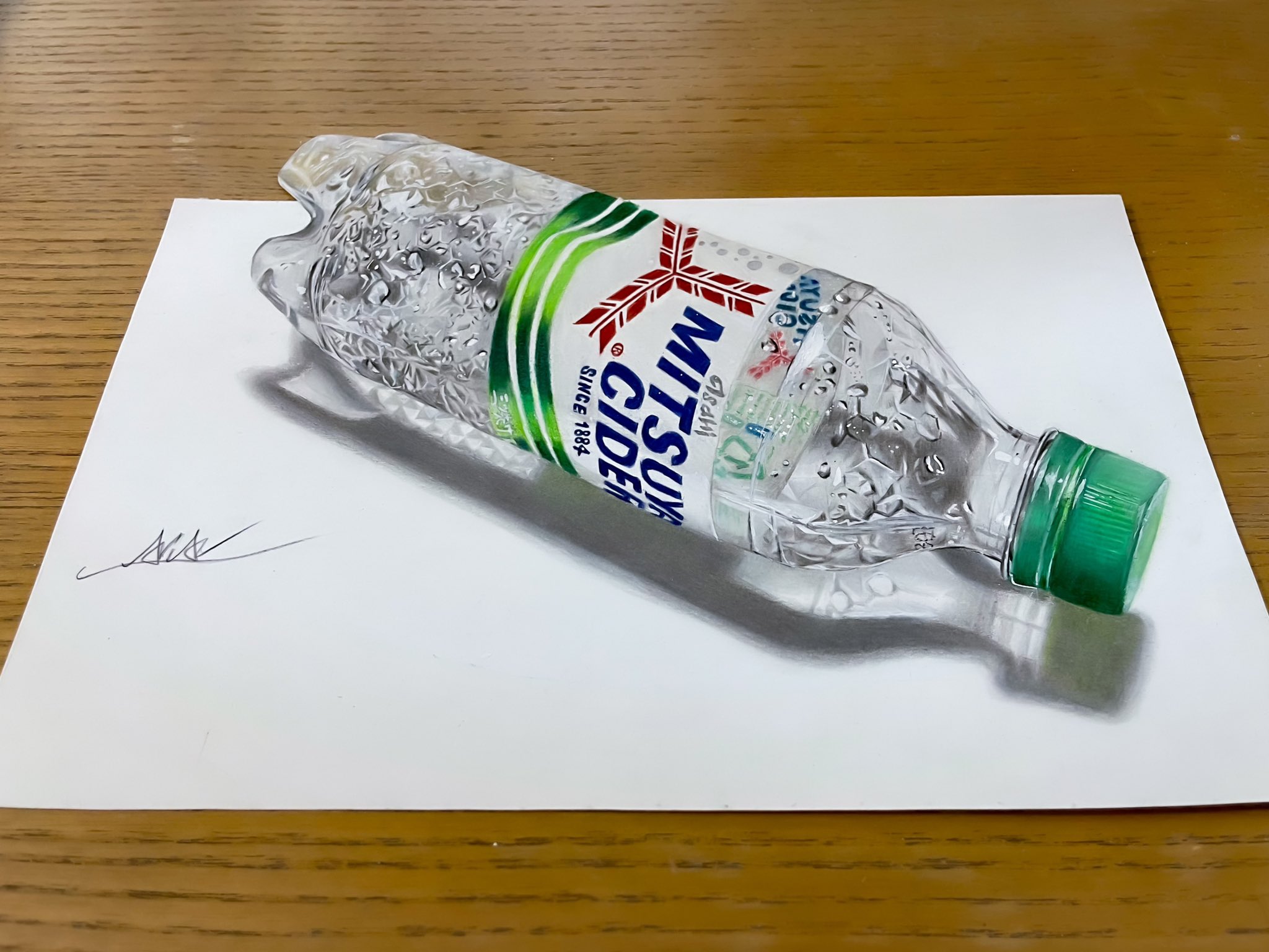 本物はどっち？リアルすぎる色鉛筆画にSNSでは「マジでわからん」の声@DIME アットダイム