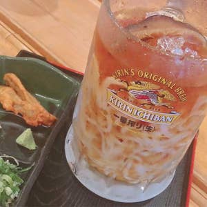玉やDE 夏だしジョッキでうどんを飲もうぜ タイタニックどんぶりを添え
