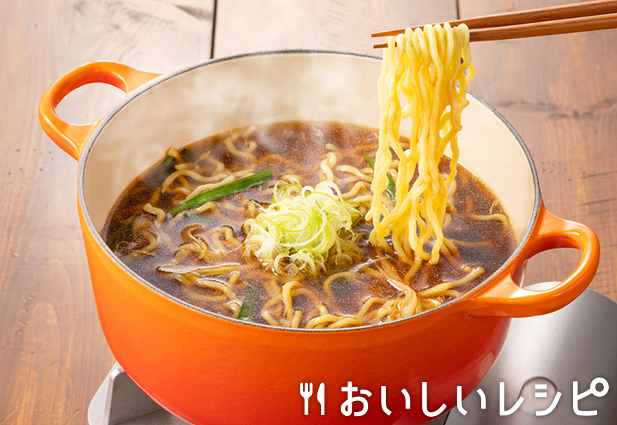 鶏ガラで作る透きとおるスープ「本格塩ラーメン」