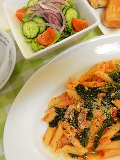 牛肉とほうれん草のトマトクリームスパゲティ