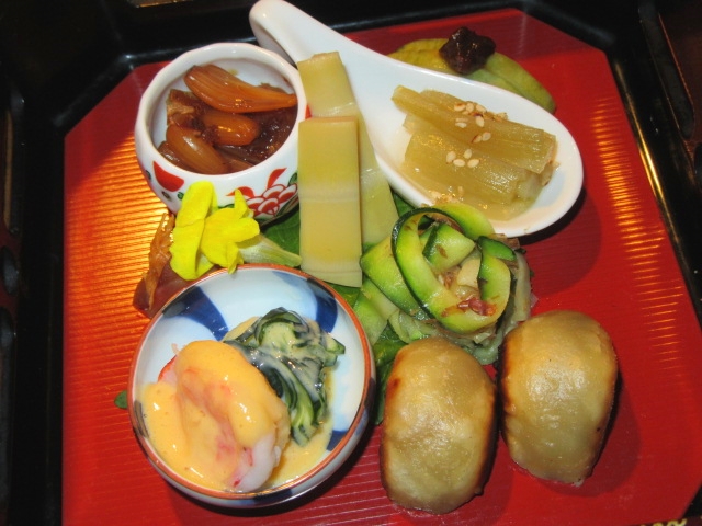 日本料理の食卓作法３‐Ｂ 「会席料理のいただき方」先附と前菜浮世の狸