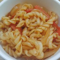 緑キューブのマカロニあえ