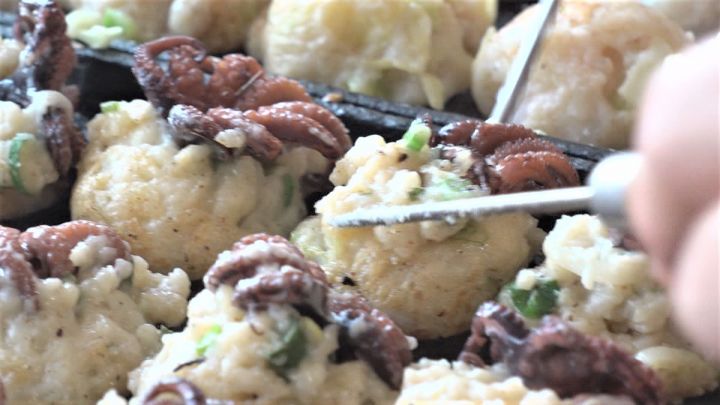 丸ごとタコが何と一匹！！東海市の有名たこ焼き店『ダンシングタコ大ちゃん』東海市愛知県知多半島に展開するパチンコ有楽グループ