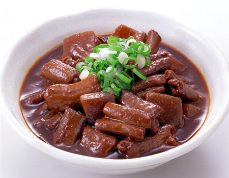 モツ煮込み＆さつま揚げ＆サラダしゅんけいのおうちごはん 毎日の献立とうつわのブログ