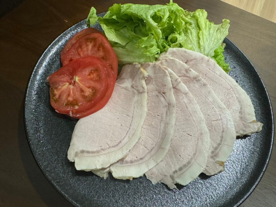 東北産豚もも肉使用しっとり柔らかローストポーク宅配のみ取り扱い- みやぎ生協 SCOOOP! スコープ