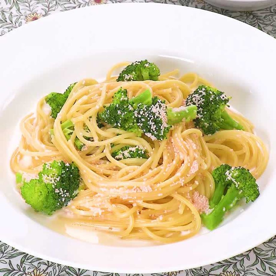 プロの味わい 明太子クリームパスタの作り方〜誰でも簡単に作れるお店の味編〜パスタレシピはBINANPASTA