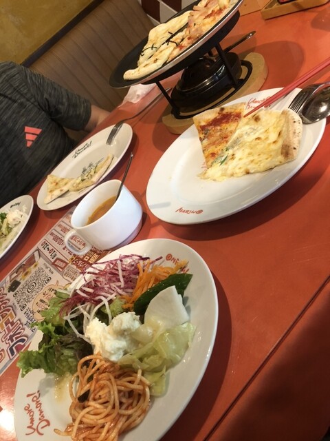 ピッツェリアマリノ鈴鹿店 鈴鹿 パスタ・ピザヒトサラ