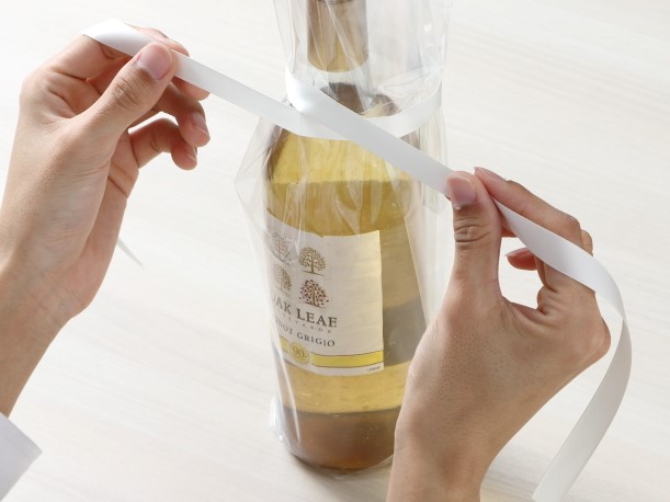 ボージョレ・ヌーヴォ解禁前 ワインボトルの高見えラッピング – むす美オンラインショップblog