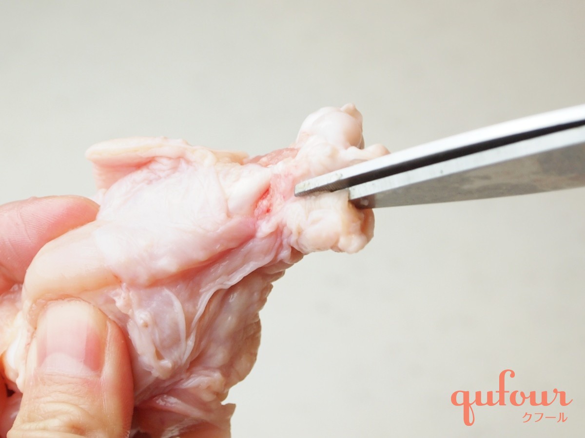 手羽元で水炊きを美味しく作る裏ワザ 、 手羽元の水炊き - 魚料理と簡単レシピ