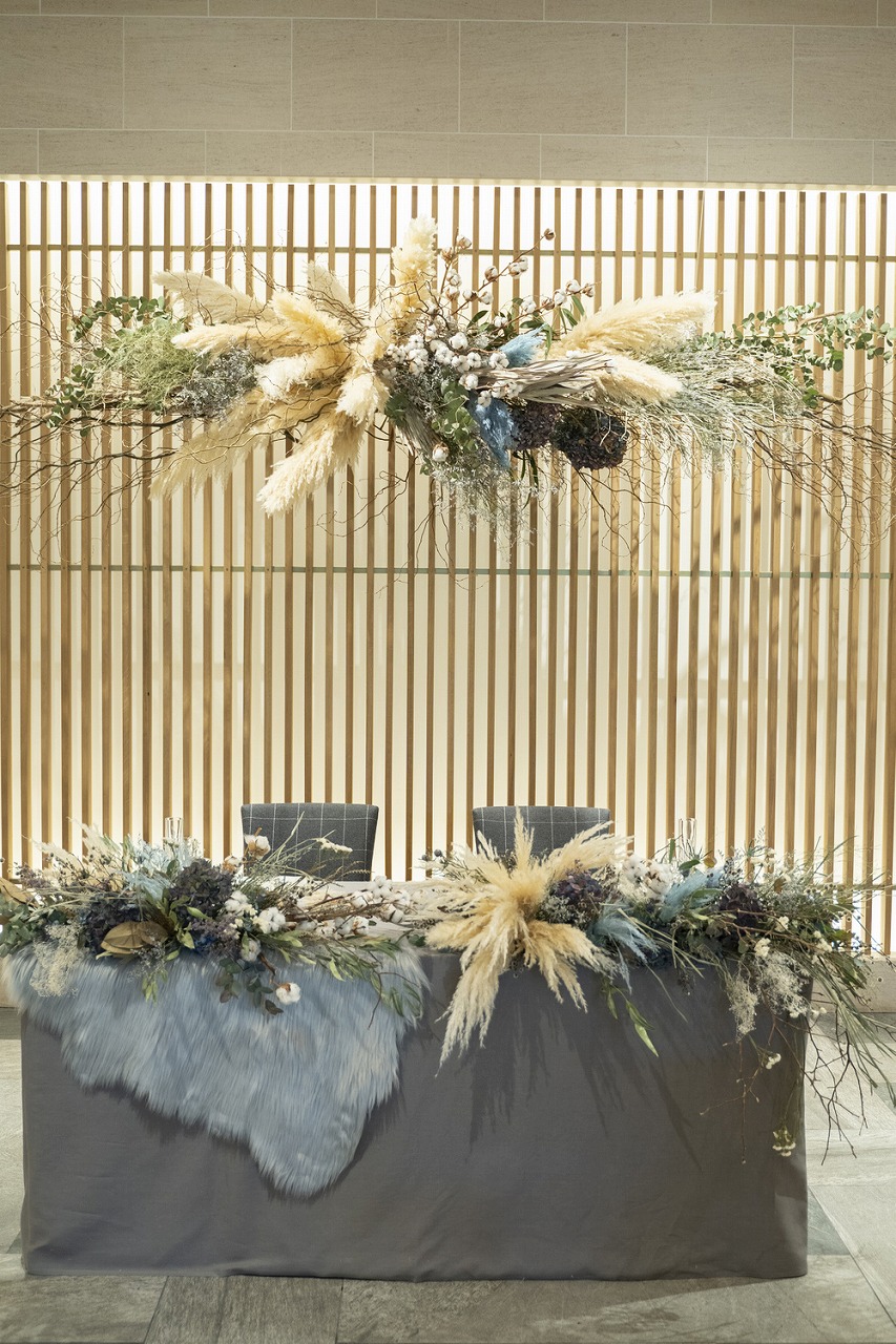 花事例135 中央区銀座7丁目 某ウェディングレストラン ウェディングに届けた高砂装花ほか新宿 花屋FlowerShopIVY新宿 花屋FlowerShopIVY