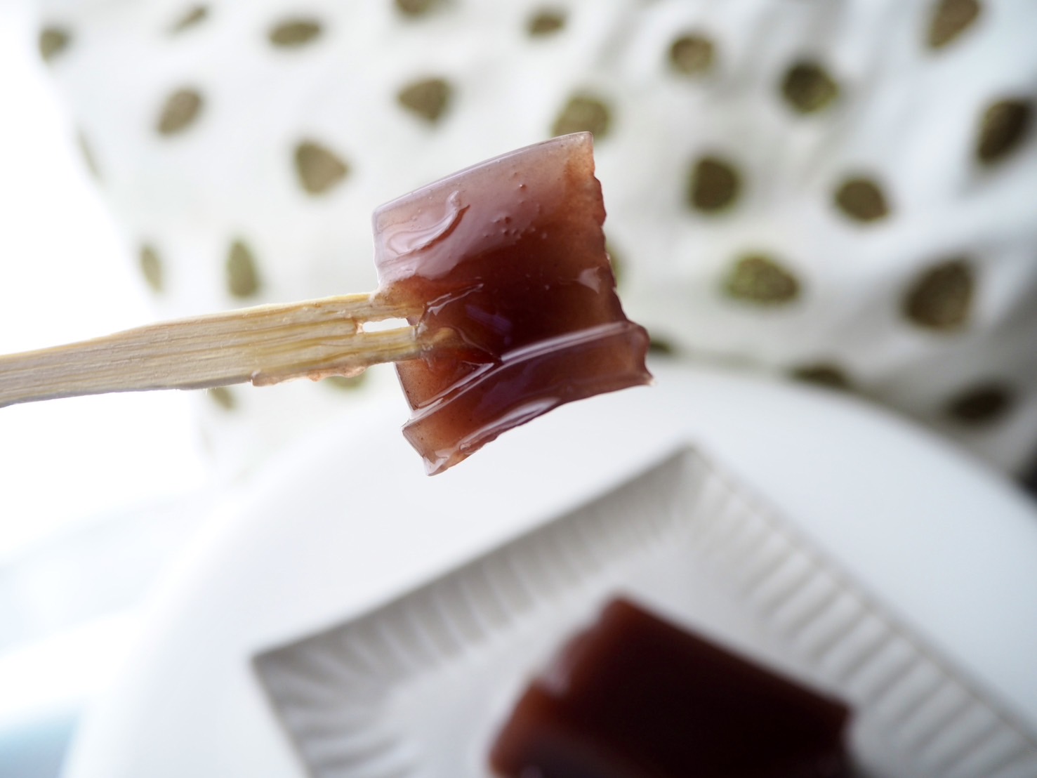 シャトレーゼ「水ようかん杏仁」はみかんたっぷりで美味！水ようかん全種類を食べ比べイチオシichioshi