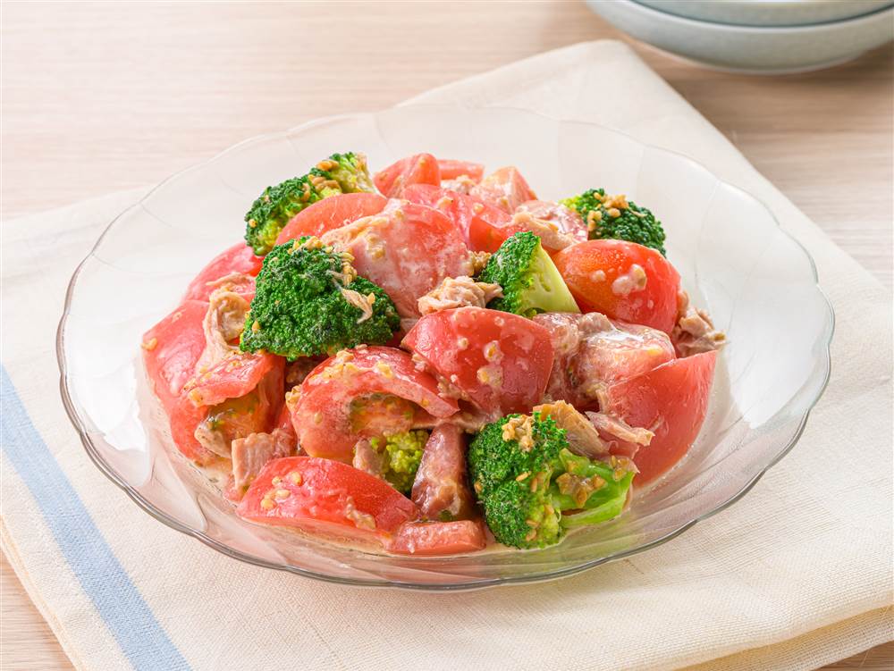 暑い日はこれ！「塩トマトとツナのクリームチーズのせ」レシピ