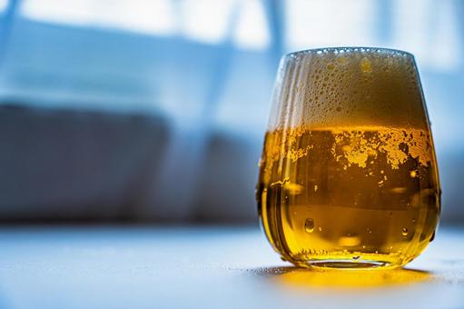 国際ビールの日漫画ガラスイラスト素材透過、PNGフリー画像ダウンロード - Pngtree